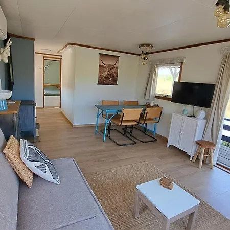 Waterlodge Met Waterfiets Op Monumentaal *